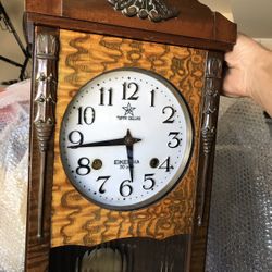 Vintage Clock  in working condition