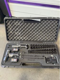 Snap on 3/8 to go tool kit brand new