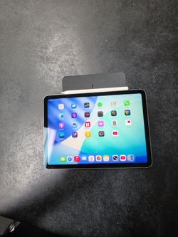 iPad air 5th gen cellular 64 GB