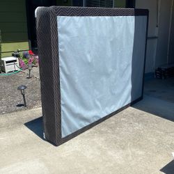 Queen box spring 