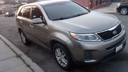 Kia 2013 sorento
