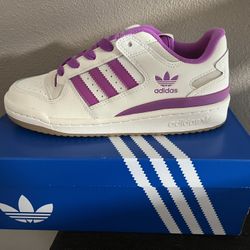 Adidas Brand New In Box Size 5.5