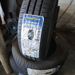 New Set Of Tires 195 65 15 GOODYEAR 