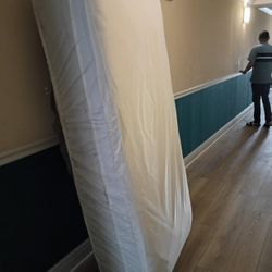 Base y colchón Para Cama Sencilla