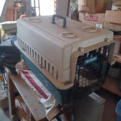 Remington Animal Carrier