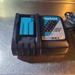 Makita Dc18RC Charger Used In Good Condition