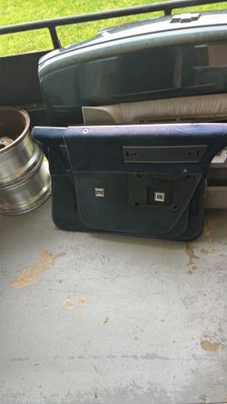 Box Chevy caprice parts