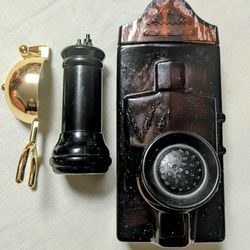 AVON CALLING 1905 VINTAGE TELEPHONE SPICY AFTER SHAVE