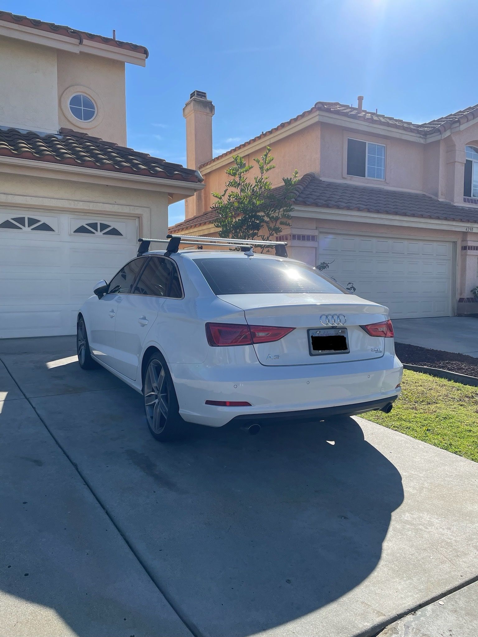 Audi OEM Roof Racks / Crossbars with Keys