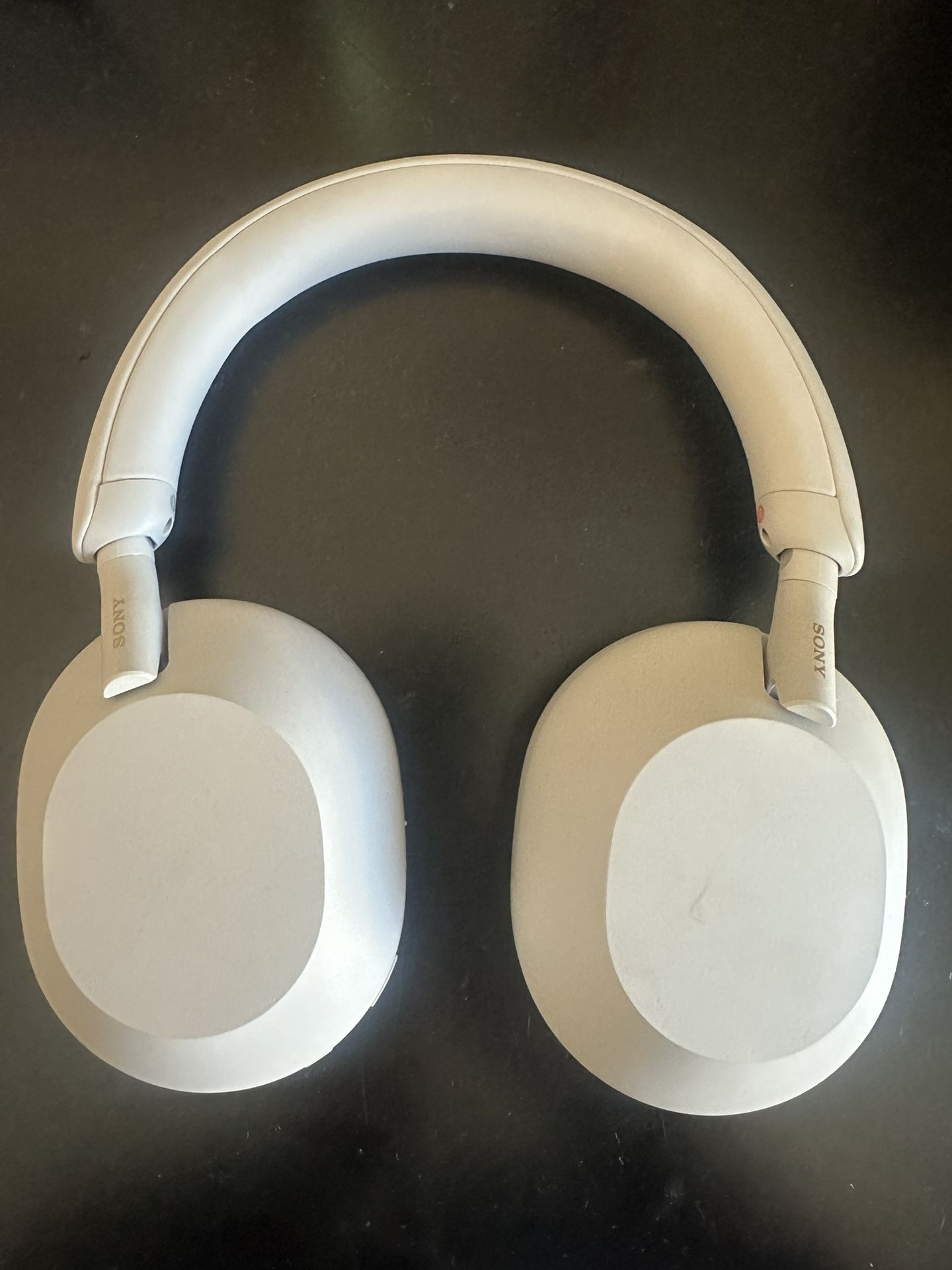 Sony WH-1000XM5