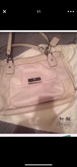 Coach bag authentic
