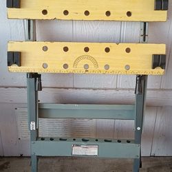 Folding Portable Workbench & Vise