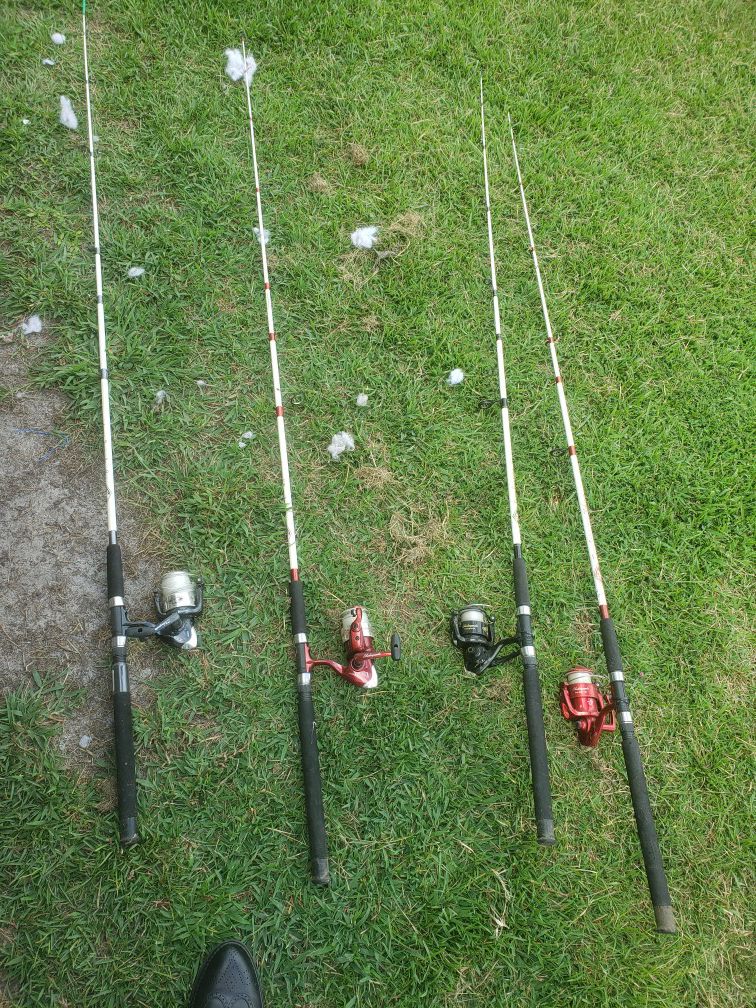 4 fishing Poles