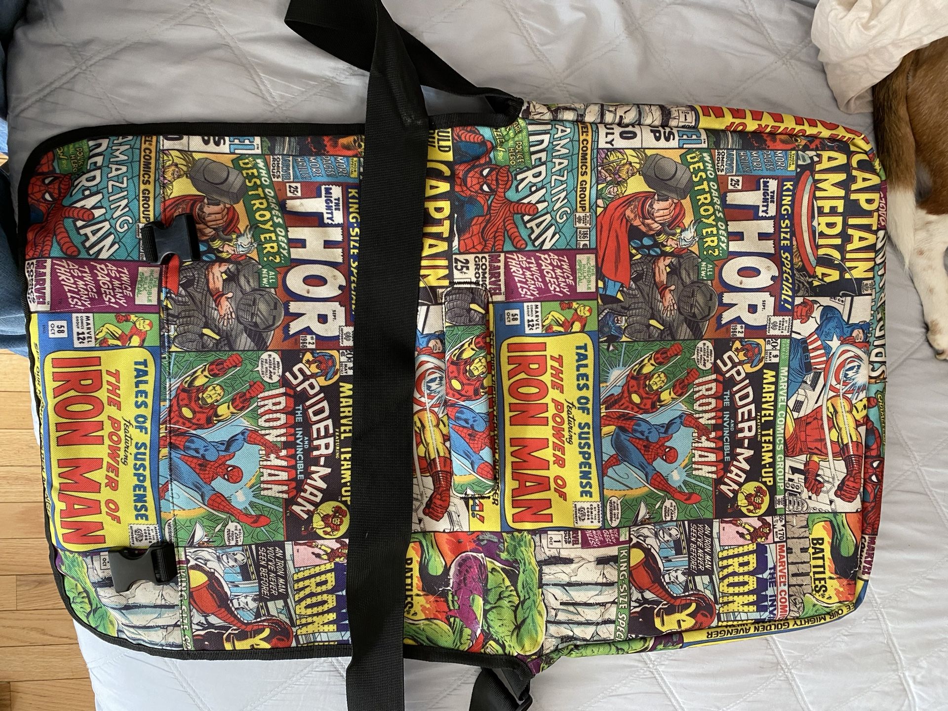 Marvel Universe Messenger Bag