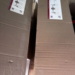 2 Vanity Lights Brand New, Bunch Of P Traps And Toilet Hoose 