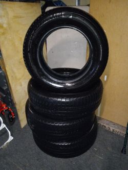 Tires 225-60R16 