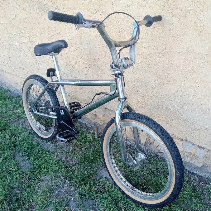 20 INCH CHROME *RARE* 1998 FREE AGENT BOMBARDIER FREESTYLE DIRT