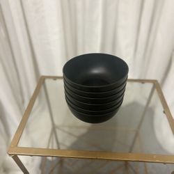 Black Bowls 