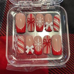 Handmade Customizable Press On Nails