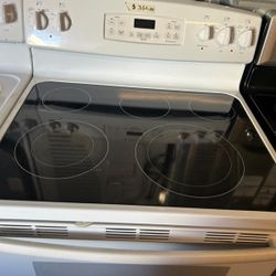 GE Electric Stove 