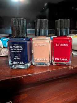 Chanel nail polish new.