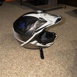 hjc helmets cl-xyii youth L. Never work but has scratches on top & missing a screw