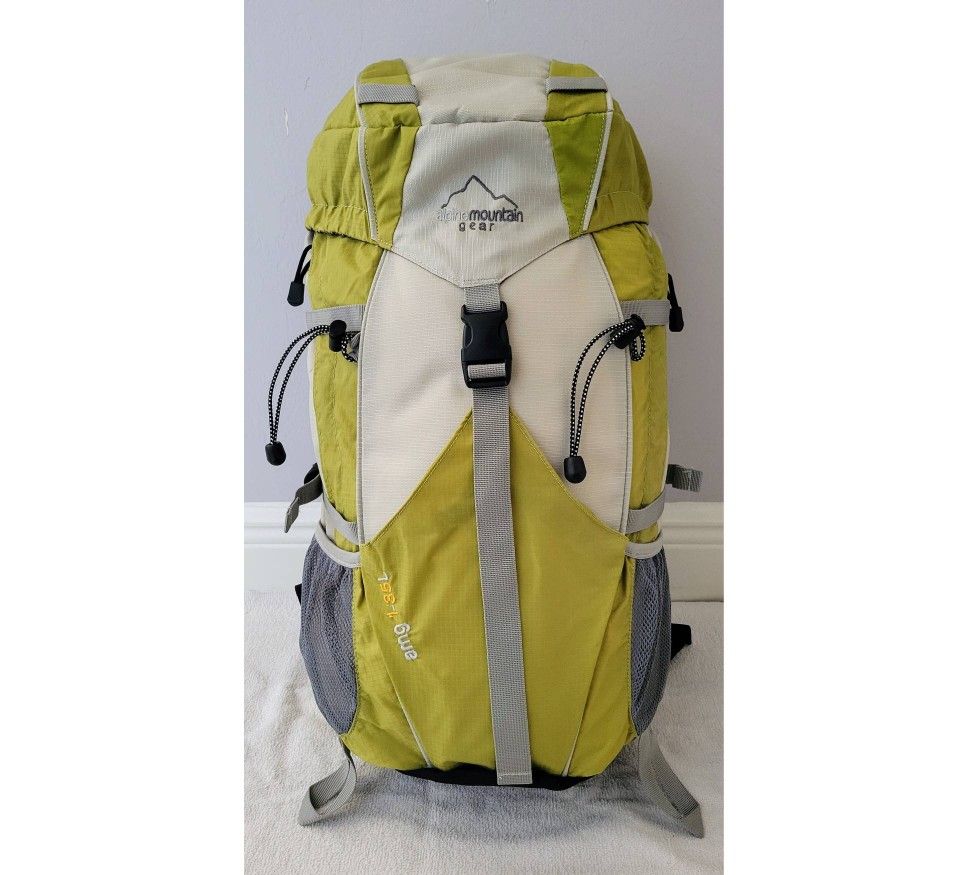 REI Alpine Mountain Gear 35L Hiking Backpack Green Gray, Size Med