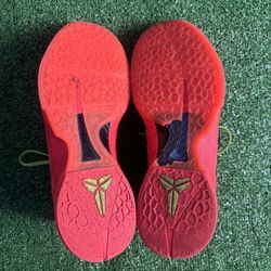 Kobe 6 Reverse Grinch 