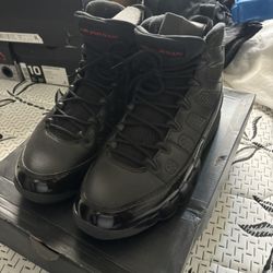 Air Jordan Retro 9 Bred