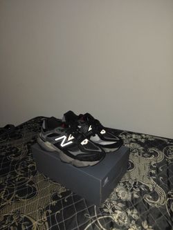 New balance shoes