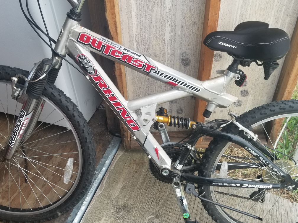 Rhino Outcast Aluminum Rhino 21 Speed bicycle for Sale in San Marcos TX OfferUp