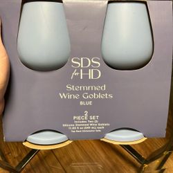 Silicone stemmed wine goblets