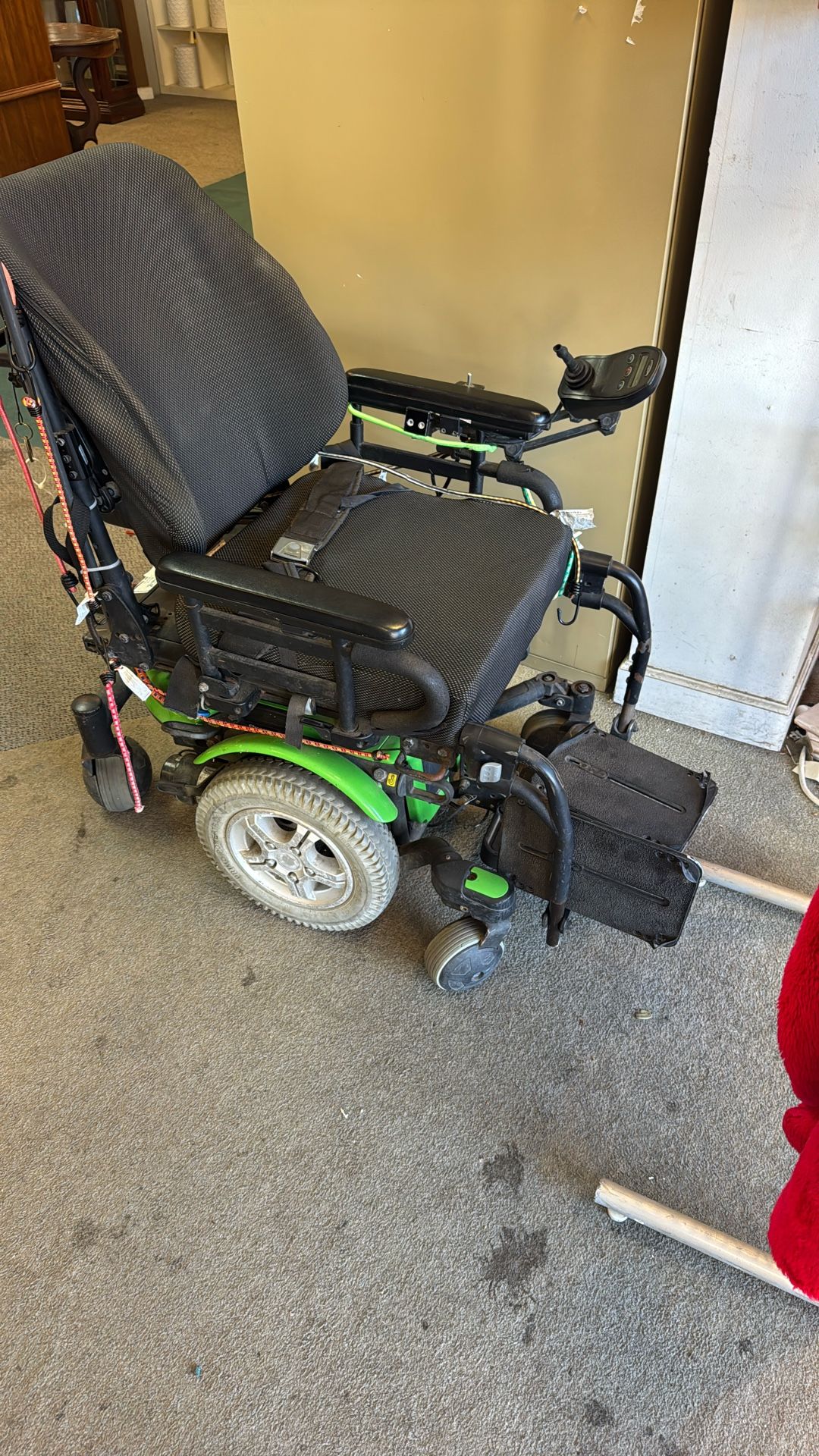 Electric Wheelchair 