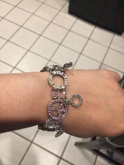Undoo bends bracelets with charms $5