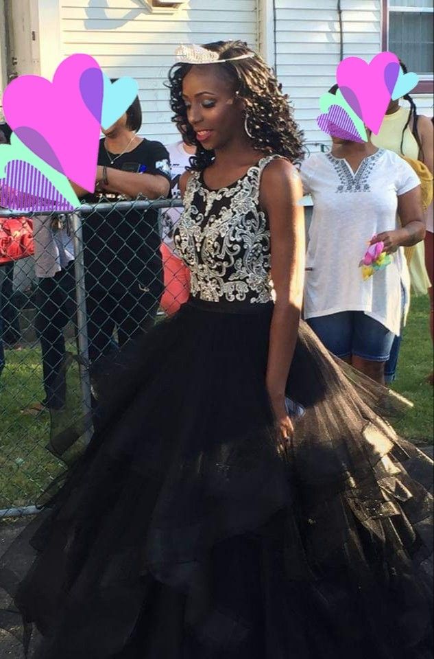Prom gown