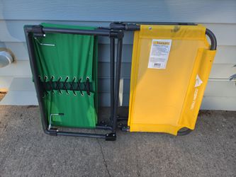 Folding Chairs (Green & Yellow)