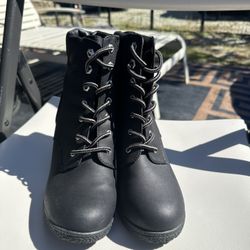 Women’s Size 8 Heels