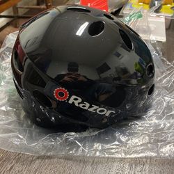 Razor Gloss black Scooter Helmet