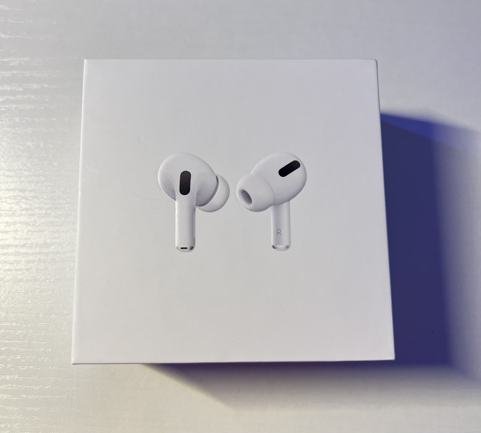 AirPods Pro (NEW)
