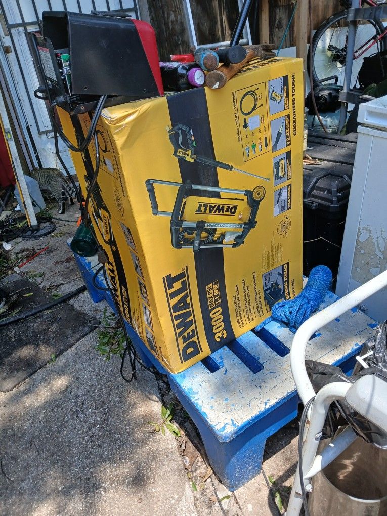Dewalt