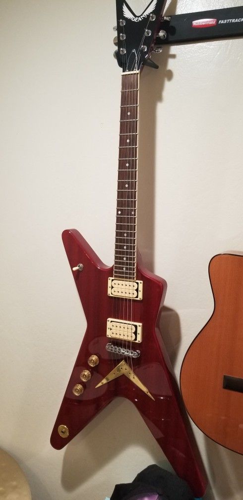 Dean Chicago Standard Left Handed Electric Guitar