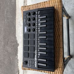 Akai Mpk Mini