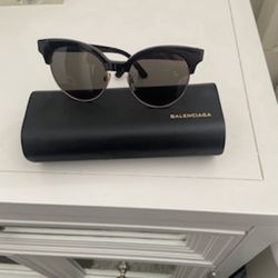New Balenciaga Sunglasses 😎 