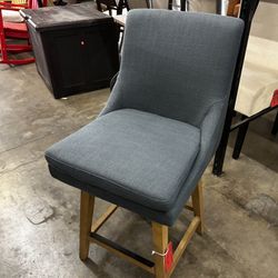 Brand New Swivel Corner Accent Chair 
