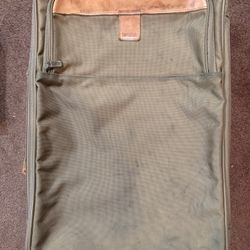 Hartmann Luggage 22” Carry On Bag (used)