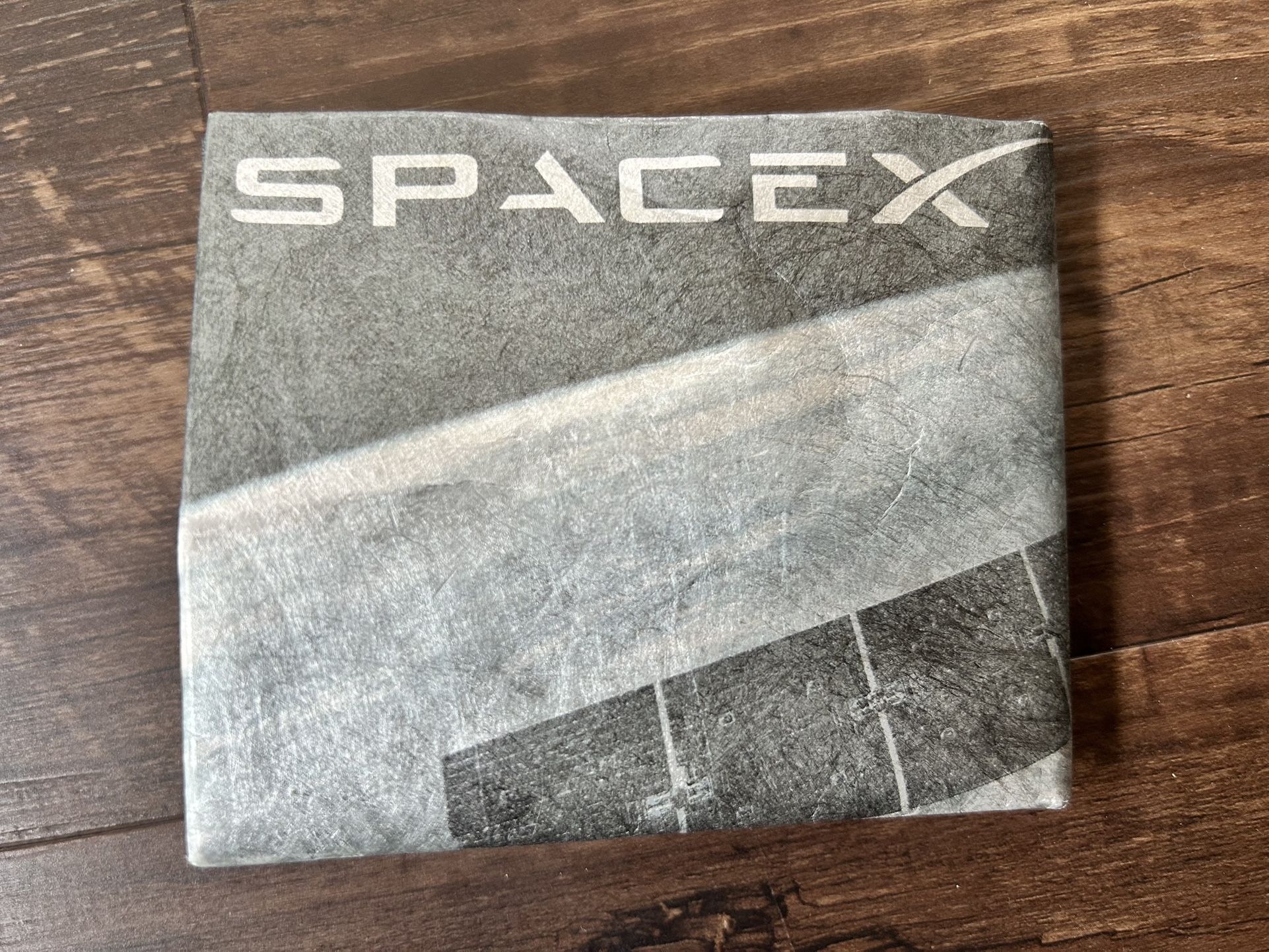 SpaceX mighty wallet