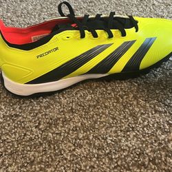 Adidas Predator Light Strike Soccer Shoes 