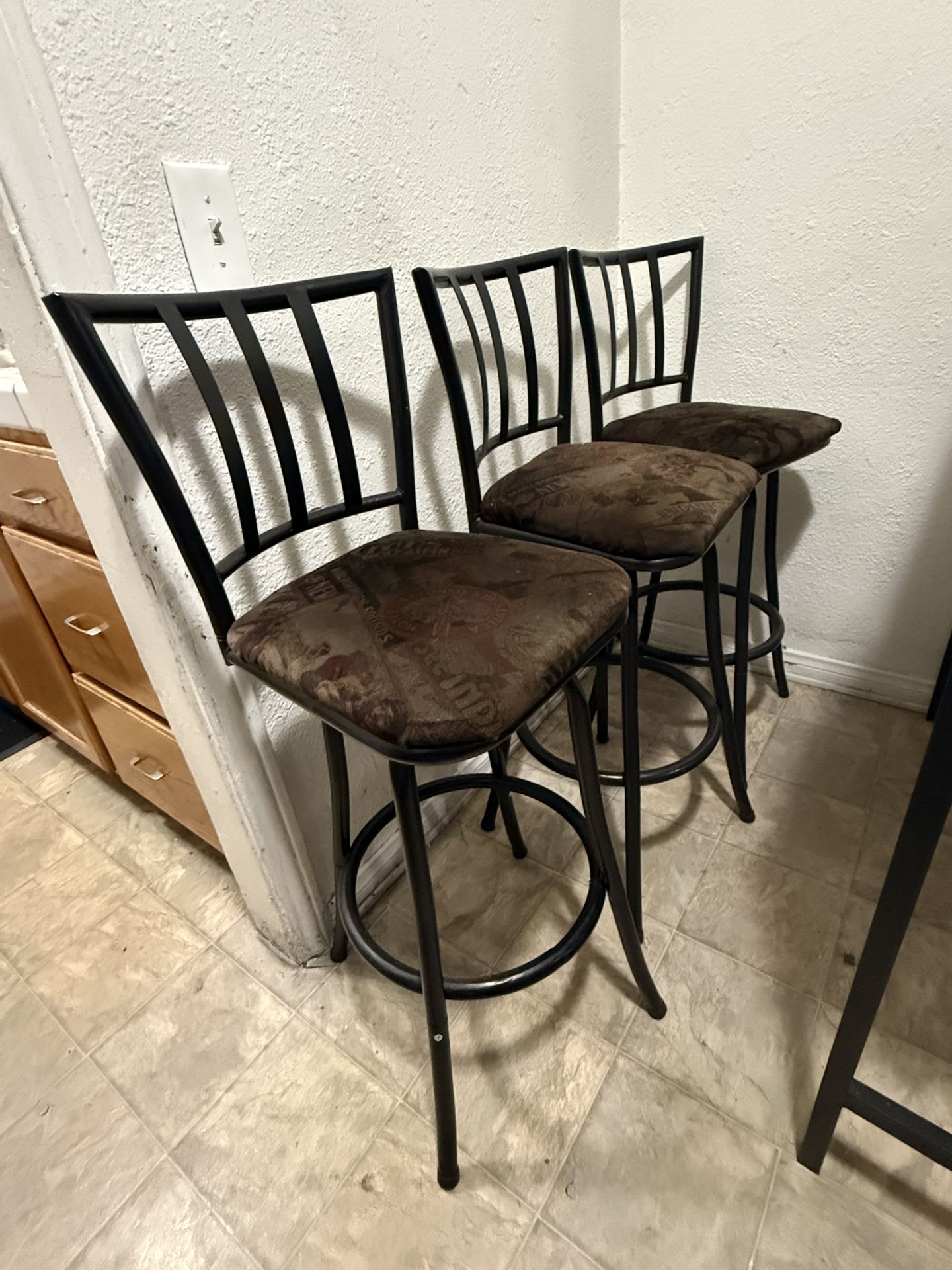 3 Bar Stool 