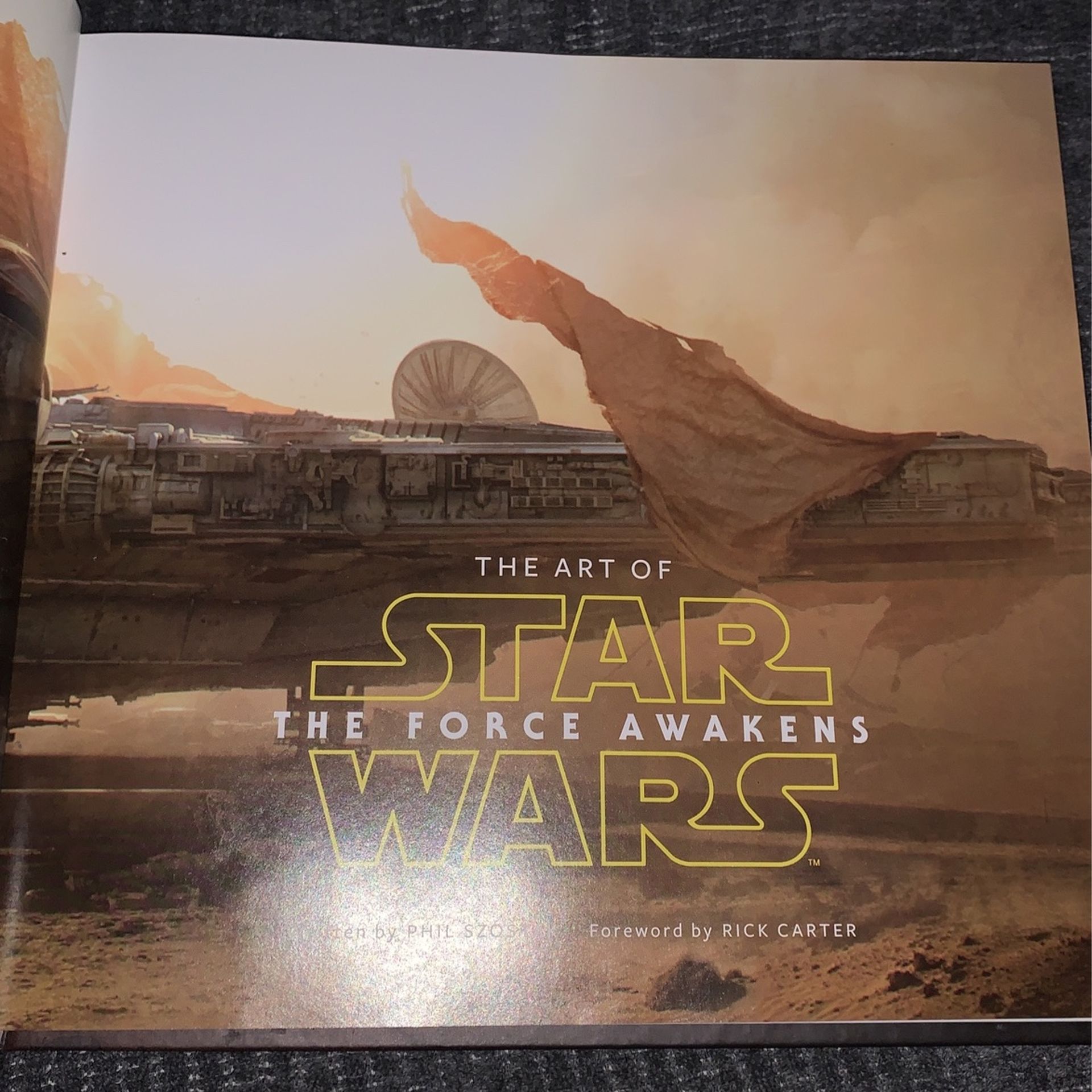 The Art Of Star Wars - The Force Awakens