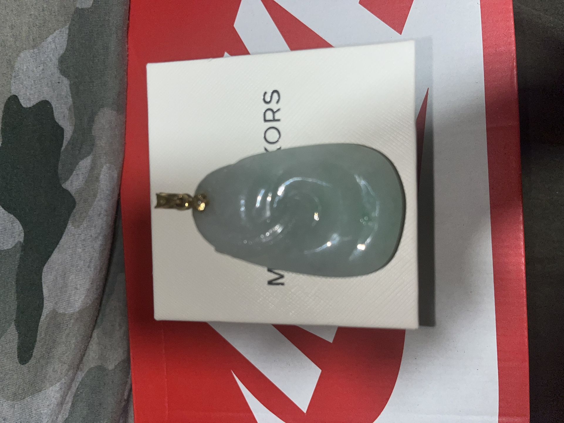 Hand-Carved Large Green Jade Pendant with 18K Gold Bail - 56.1g - Excellent Cond